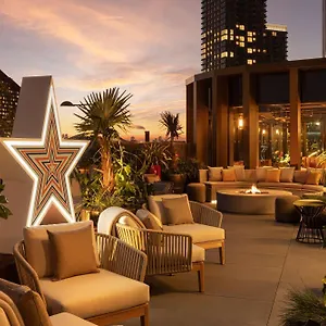 Hotell The Gantry London, Curio Collection By Hilton, London